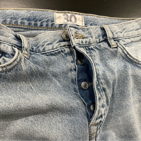 Free People Bren Light Wash High Rise Distressed Denim Boyfriend Jeans Sz 30 - Picture 4 of 5